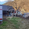 Teren intravilan cu utilitati si constructie de lemn thumb 2
