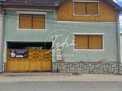 Casa  6 camere de vanzare str Samuel Micu Talmaciu